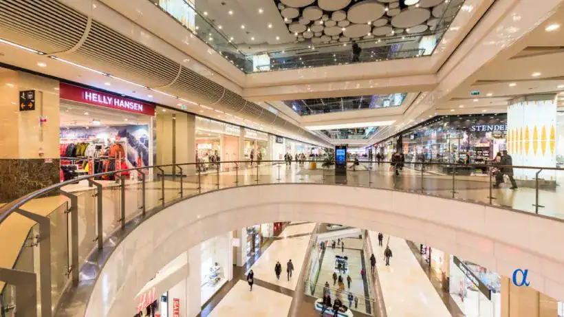 LSEG Retail Restaurant Index From Growth Streak to Earnings Contraction